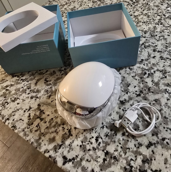 Electric Smart Scalp Massager Hero Hair Growth Head Massager Scalp NWT - Picture 6 of 6